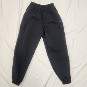 Nike Sportswear Kids Unisex Oversized Black Cargo Pants Size Medium FZ5554-010